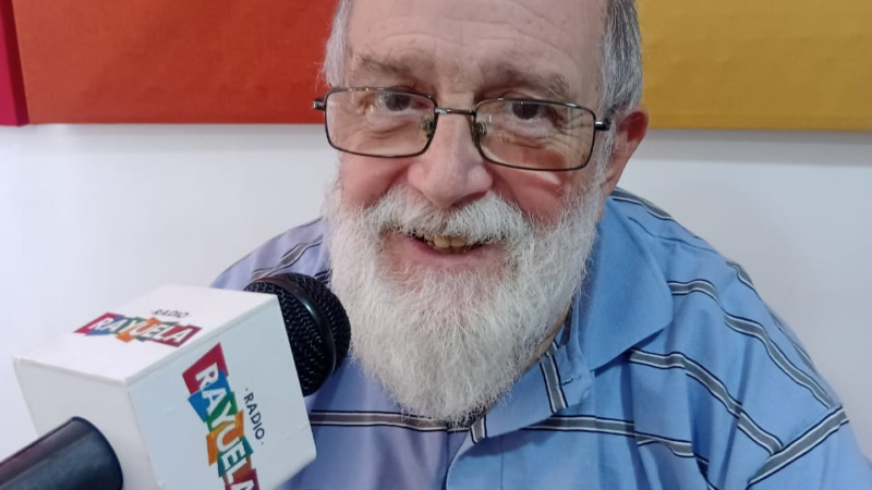 SÁBADOS: «LA LÁGRIMA PELUDA» (sáb 14 hs)