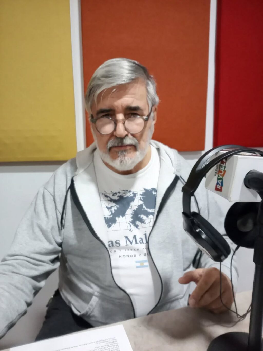 Instagram post from radiorayuelavl. This post is in position 1.